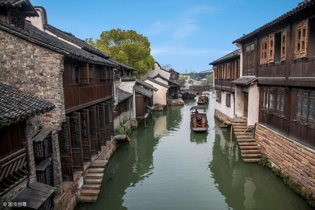 小蓝球向上跳